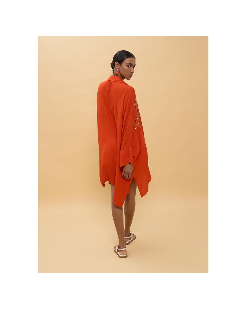 Camisa oversize detalles a tono Lola Casademunt