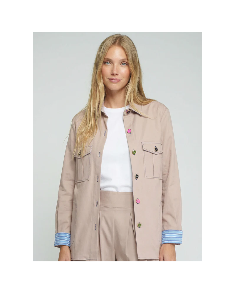 Chaqueta beis bordado espalda Vilagallo