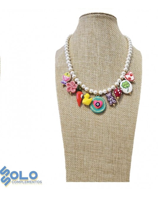 Collar corto con charms Ssolo