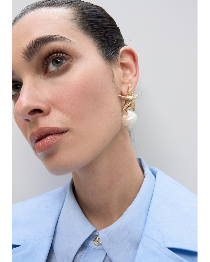 Pendiente maxi estrella caracola natural Lola Casademunt