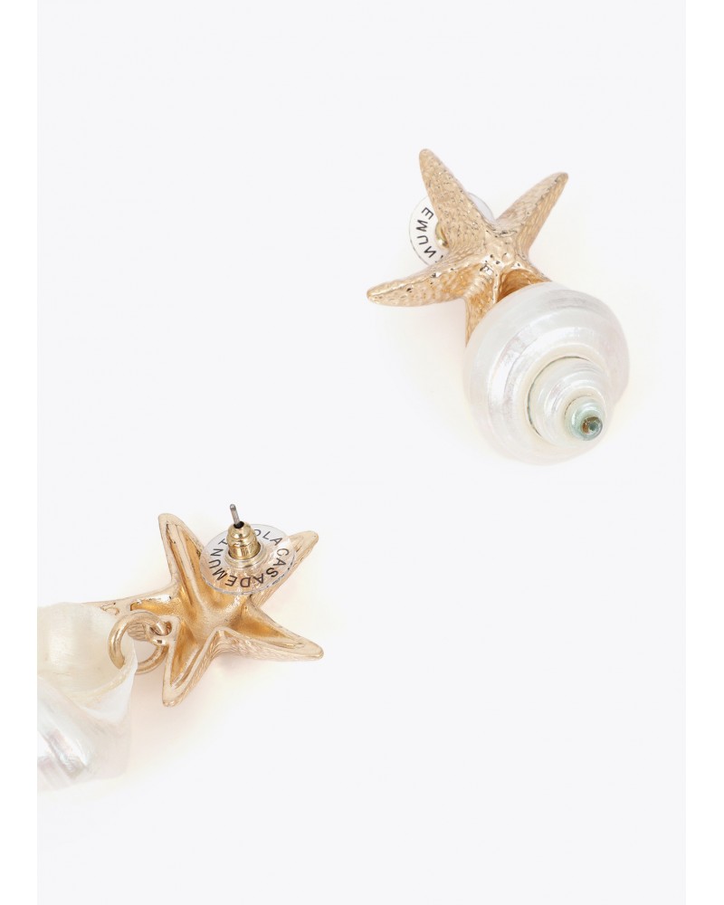 Pendiente maxi estrella caracola natural Lola Casademunt
