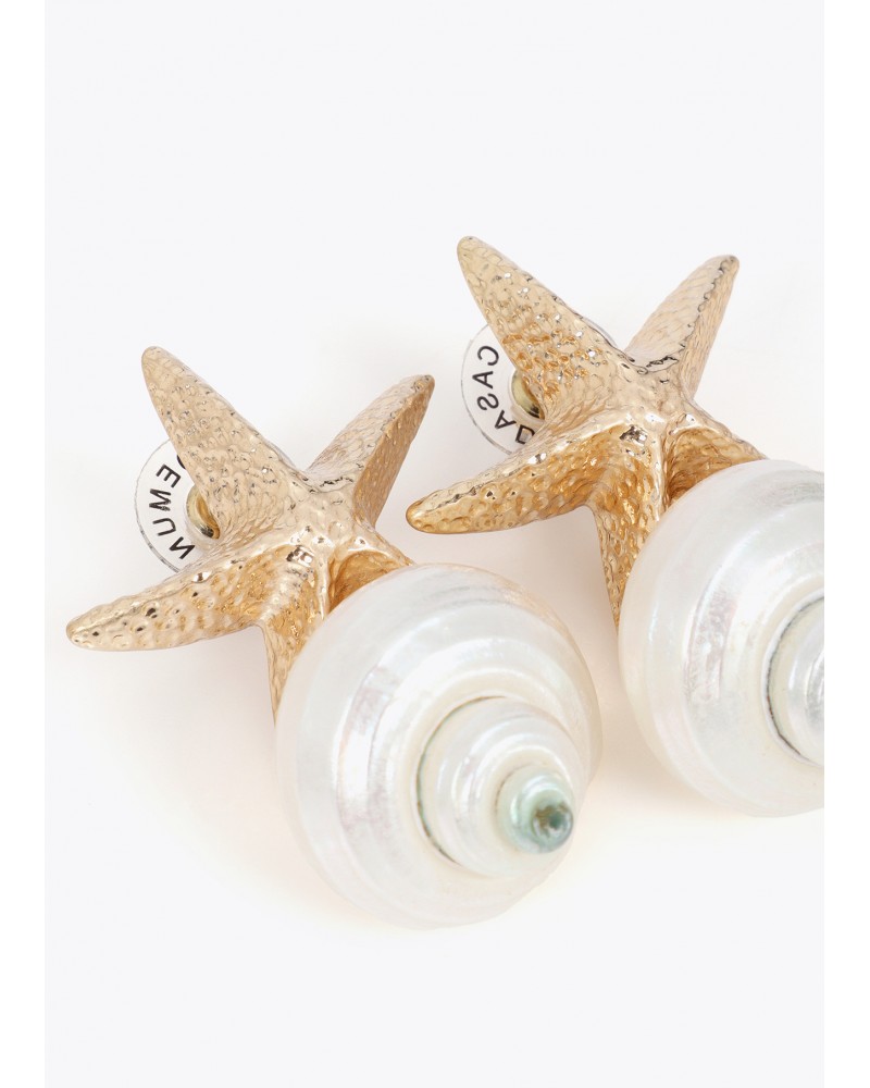 Pendiente maxi estrella caracola natural Lola Casademunt