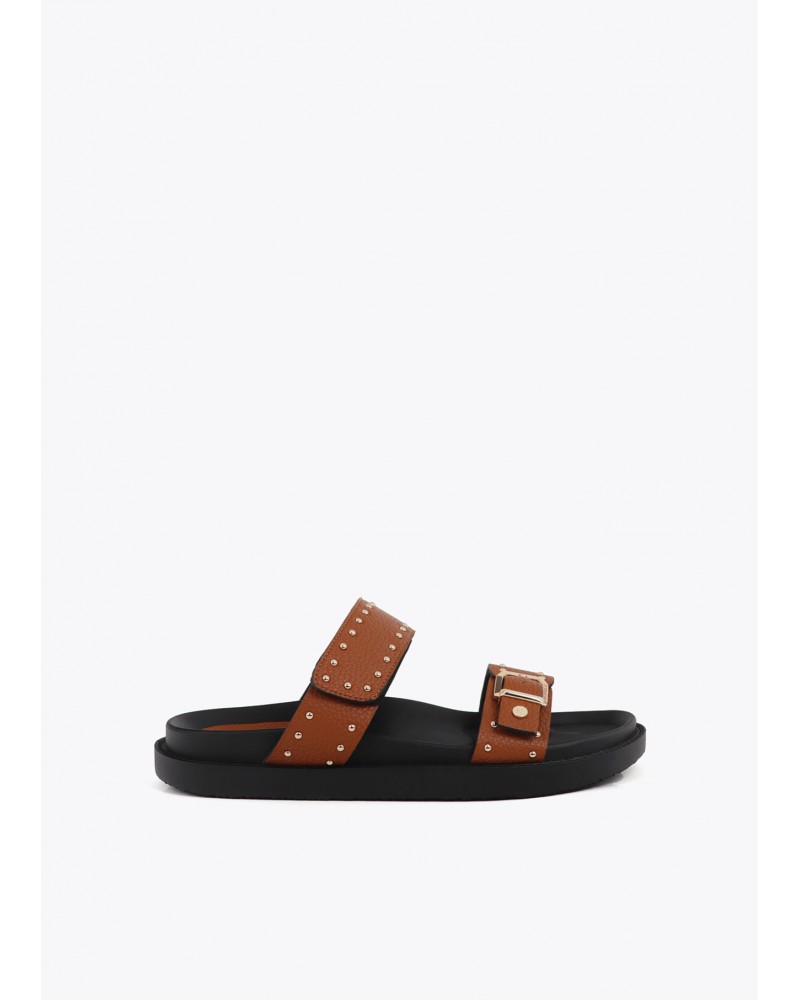 Sandalia plana camel Lola Casademunt