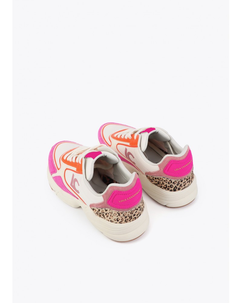 Deportiva con suela tipo running Lola Casademunt