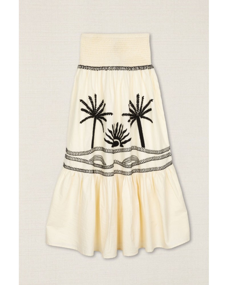 Conjunto crema bordado negro Latido