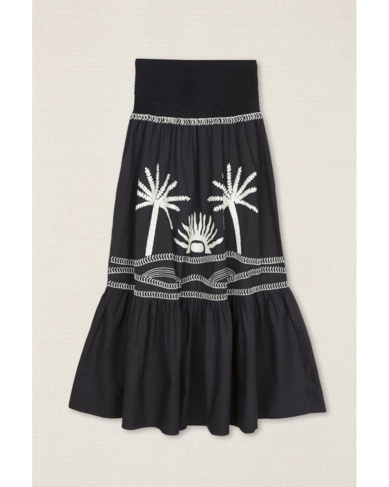 Conjunto negro bordado Latido