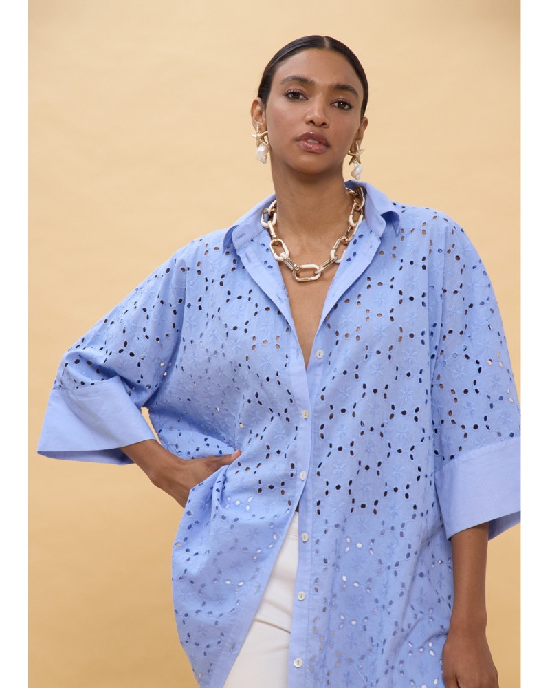 Camisa oversize bordado suizo Lola Casademunt