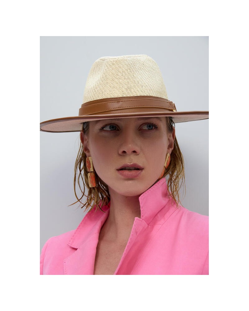 Sombrero bicolor con tira camel Lola Casademunt